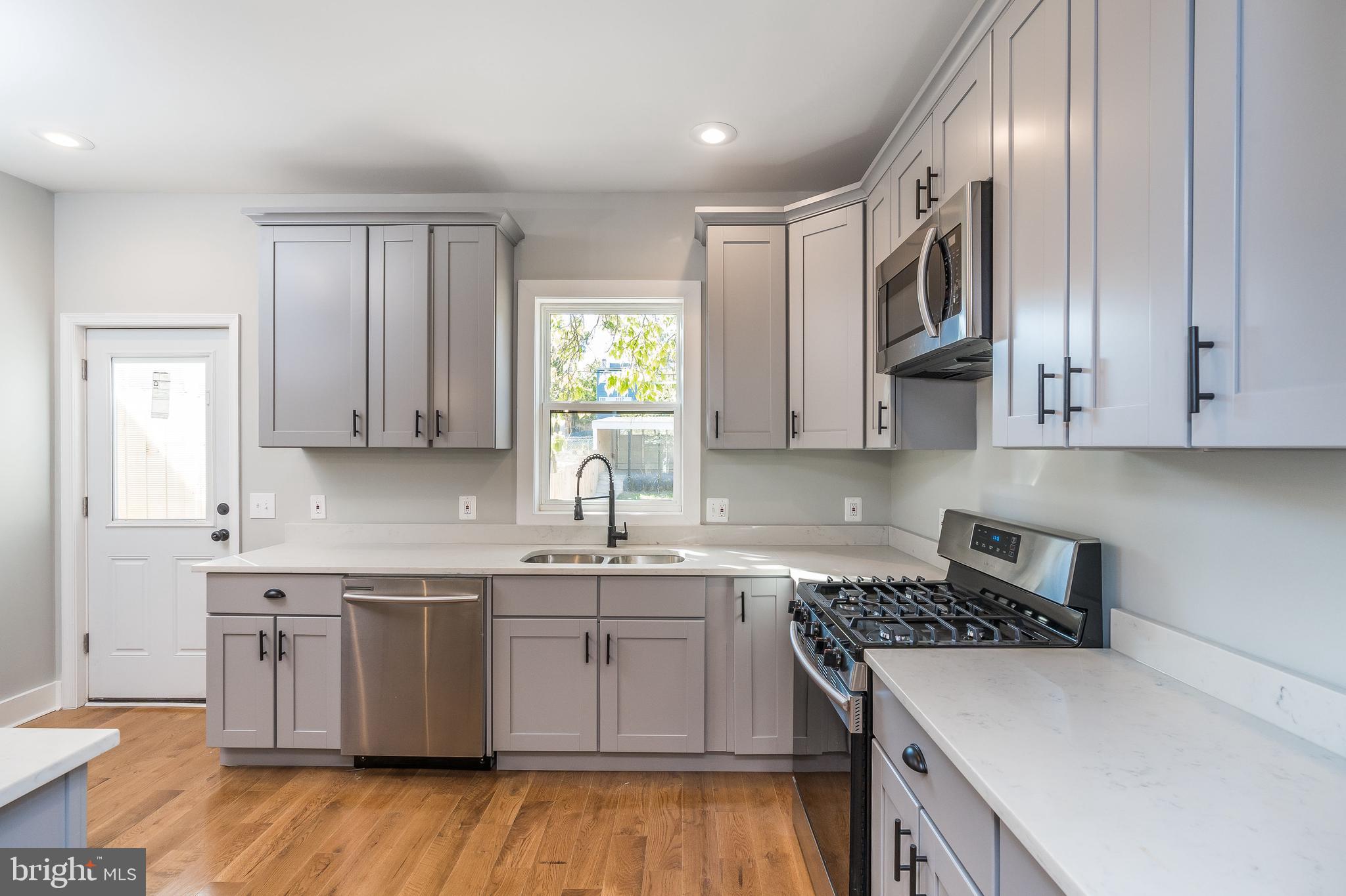 804 Decatur Street Northwest Washington, DC 20011 - Photo 8 of 25 Gallery Image 8