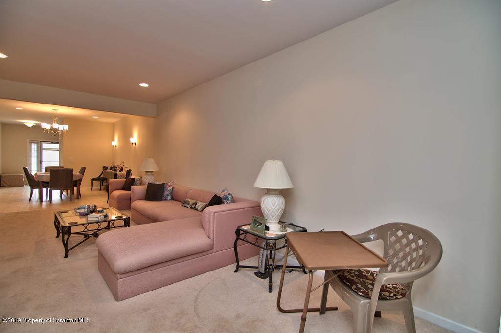 35 Wyndham Road Clarks Summit, PA 18411 - Photo 16 of 36 Gallery Image 16