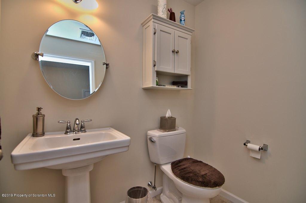 35 Wyndham Road Clarks Summit, PA 18411 - Photo 21 of 36 Gallery Image 21