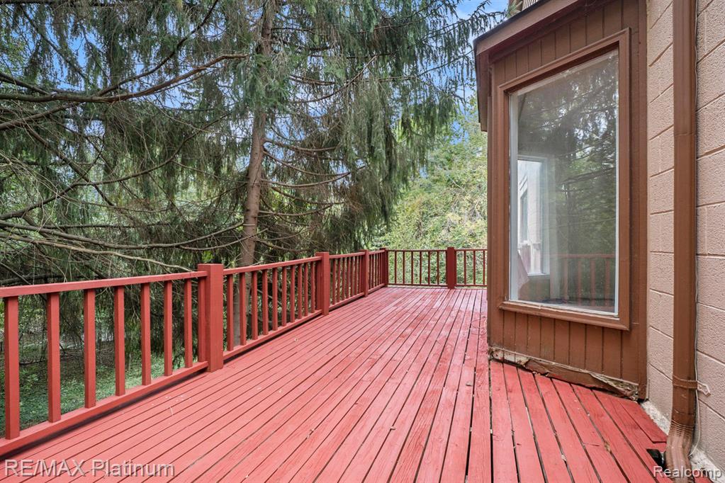 10118 Crouse Road Hartland, MI 48353 - Photo 27 of 36