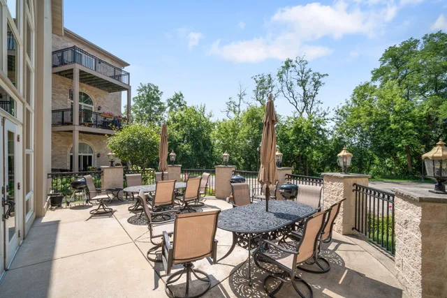 $494,900 | N51W34681 Wisconsin Avenue, Unit 3116, Oconomowoc, WI 53069