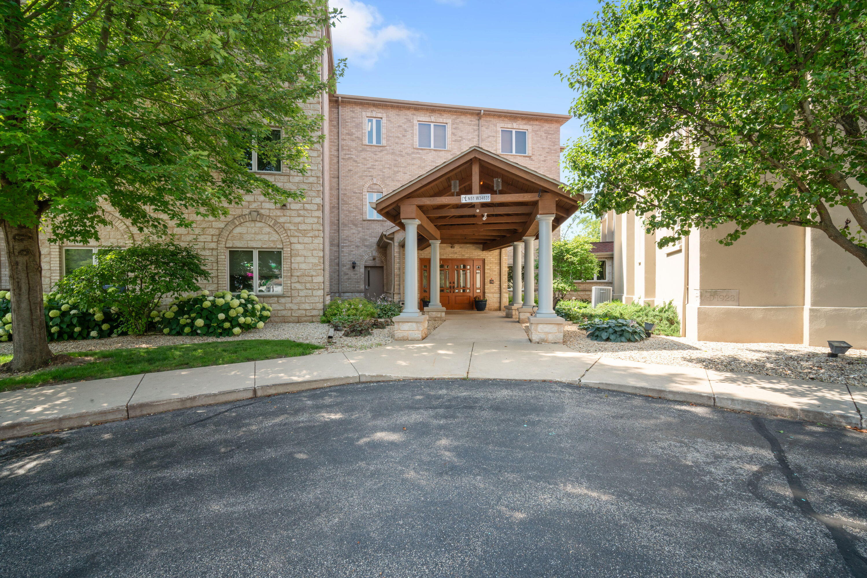 N51W34681 Wisconsin Avenue, Unit 3116 Oconomowoc, WI 53069 - Photo 23 of 26 24_imgDSC08734