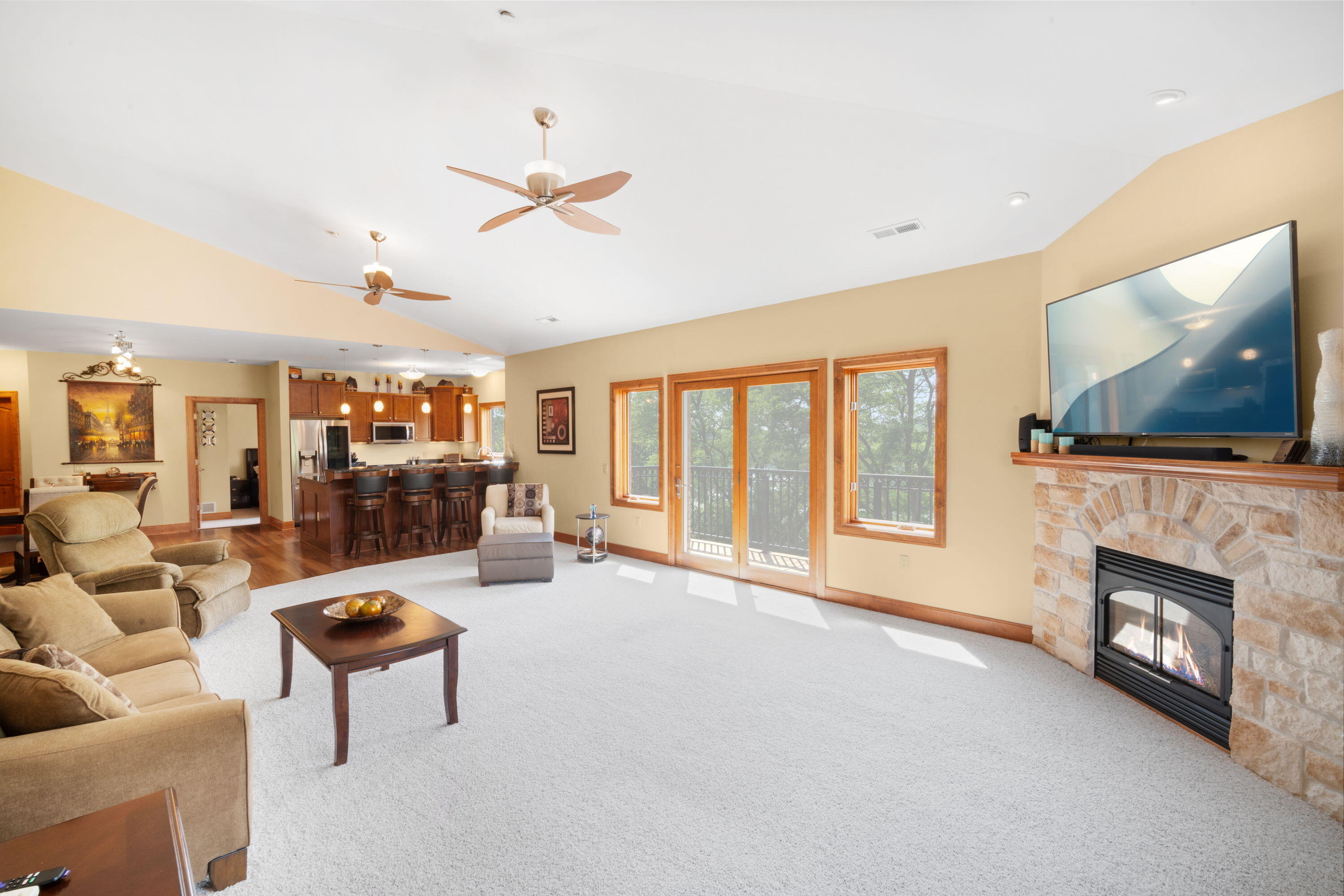 N51W34681 Wisconsin Avenue, Unit 3116 Oconomowoc, WI 53069 - Photo 5 of 26 4_imgDSC08676