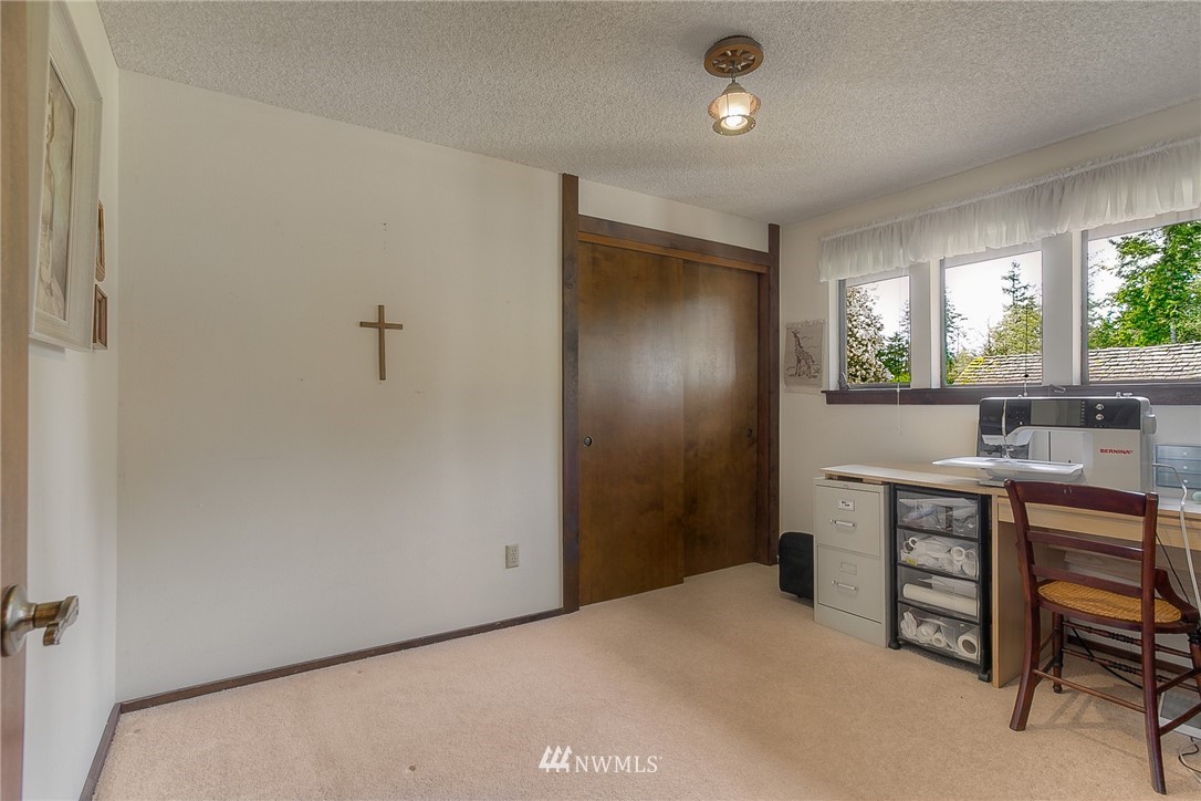 4018 Caldwell Road East Edgewood, WA 98372 - Photo 16 of 24 Gallery Image 16