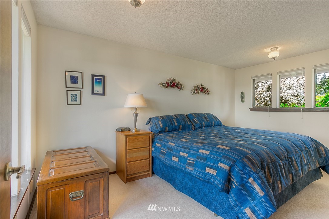 4018 Caldwell Road East Edgewood, WA 98372 - Photo 17 of 24 Gallery Image 17