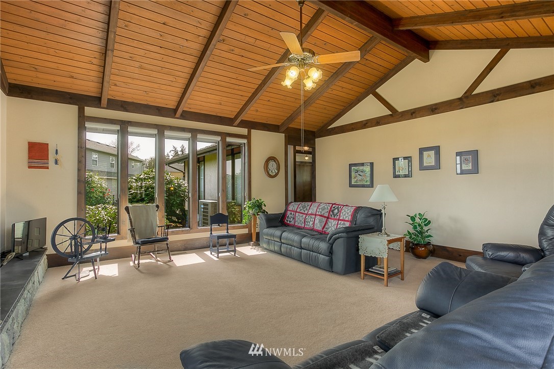 4018 Caldwell Road East Edgewood, WA 98372 - Photo 9 of 24 Gallery Image 9