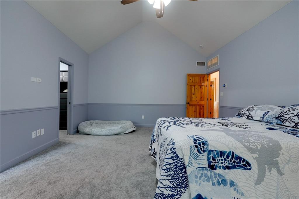 22700 East Blue Mills Road Independence, MO 64058 - Photo 32 of 66