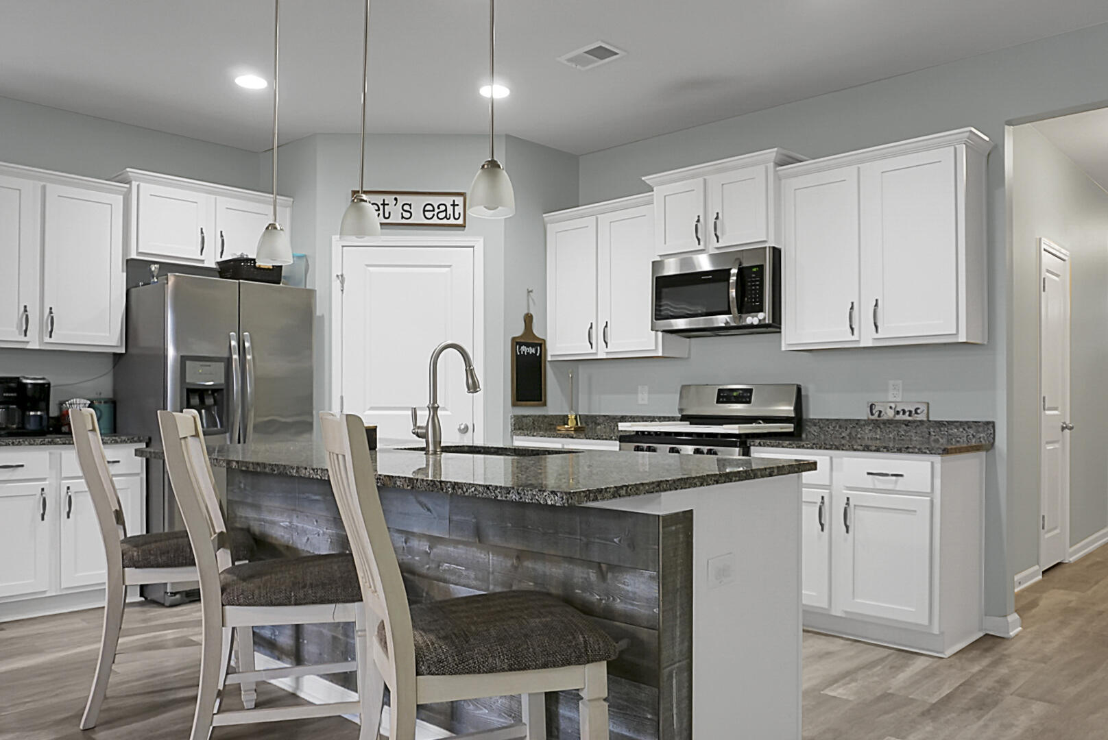 330 Knawl Road Moncks Corner, SC 29461 - Photo 7 of 41 DSC09871