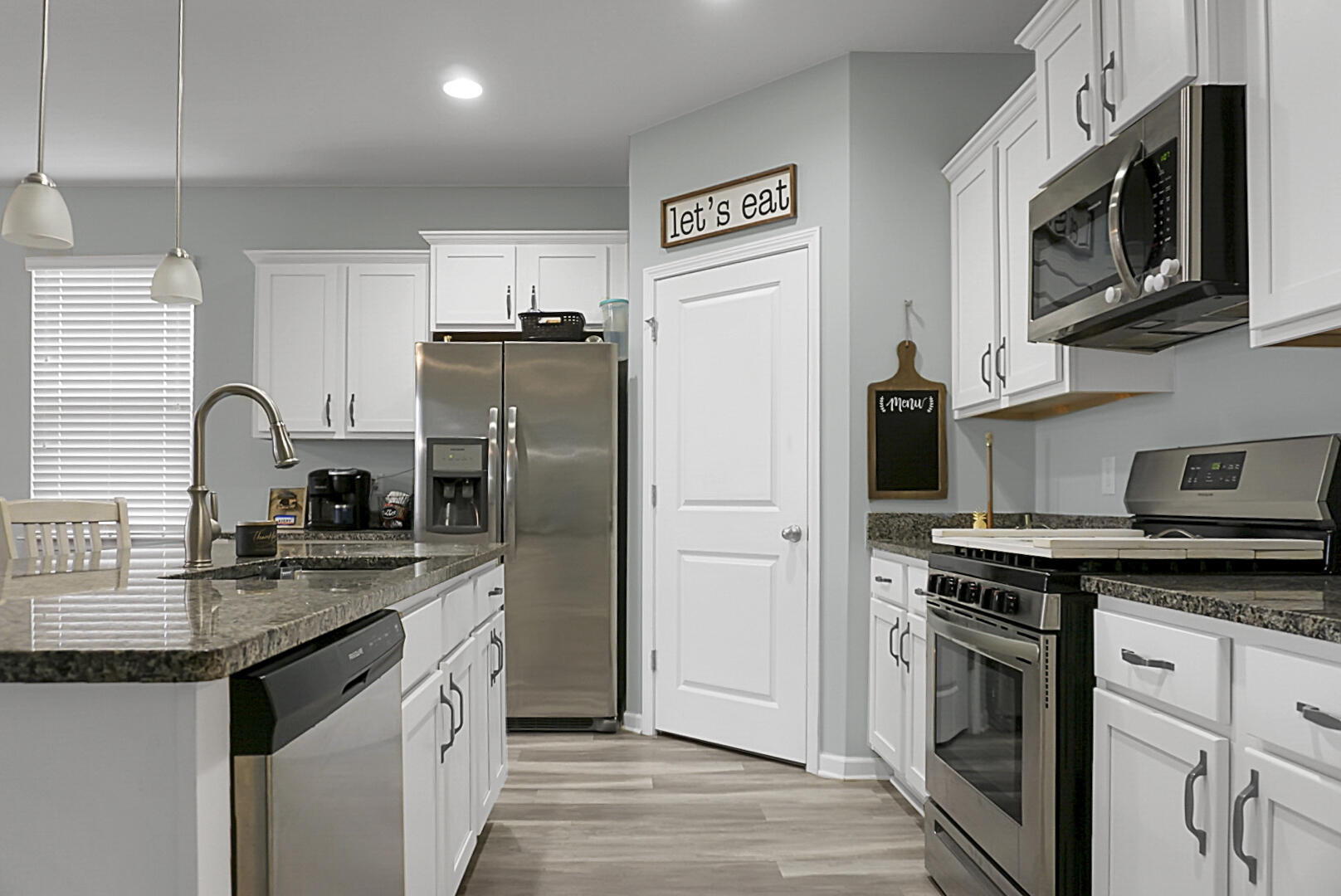 330 Knawl Road Moncks Corner, SC 29461 - Photo 8 of 41 DSC09868