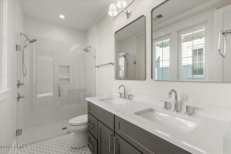 2202 National Street Beaufort, SC 29902 - Photo 13 of 22 20251017133054696708000000-o