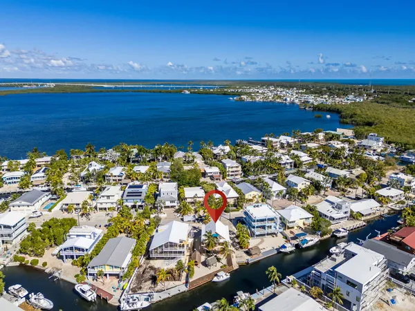 $1,295,000 | 13 Center Lane, Key Largo, FL 33037