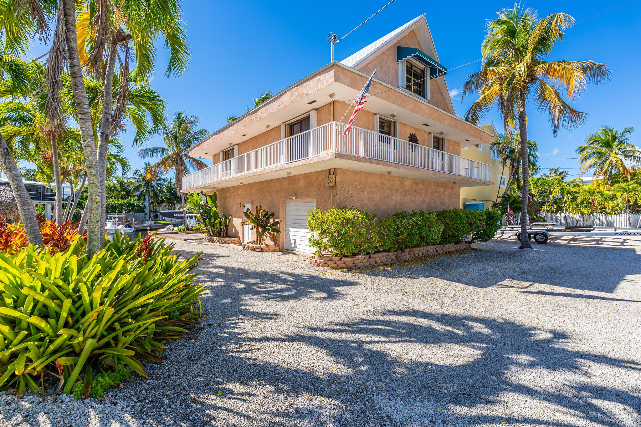 13 Center Lane Key Largo, FL 33037 - Photo 7 of 63 6-web-or-mls-13CenterLn-12