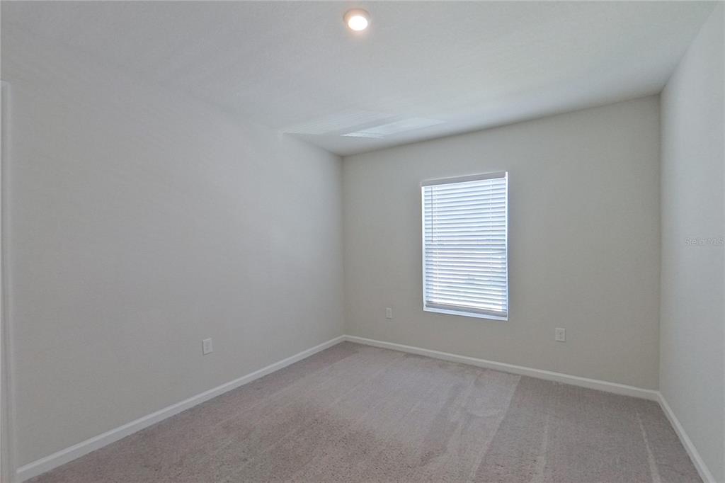 1802 Nebraska Loop Sumterville, FL 33585 - Photo 15 of 18
