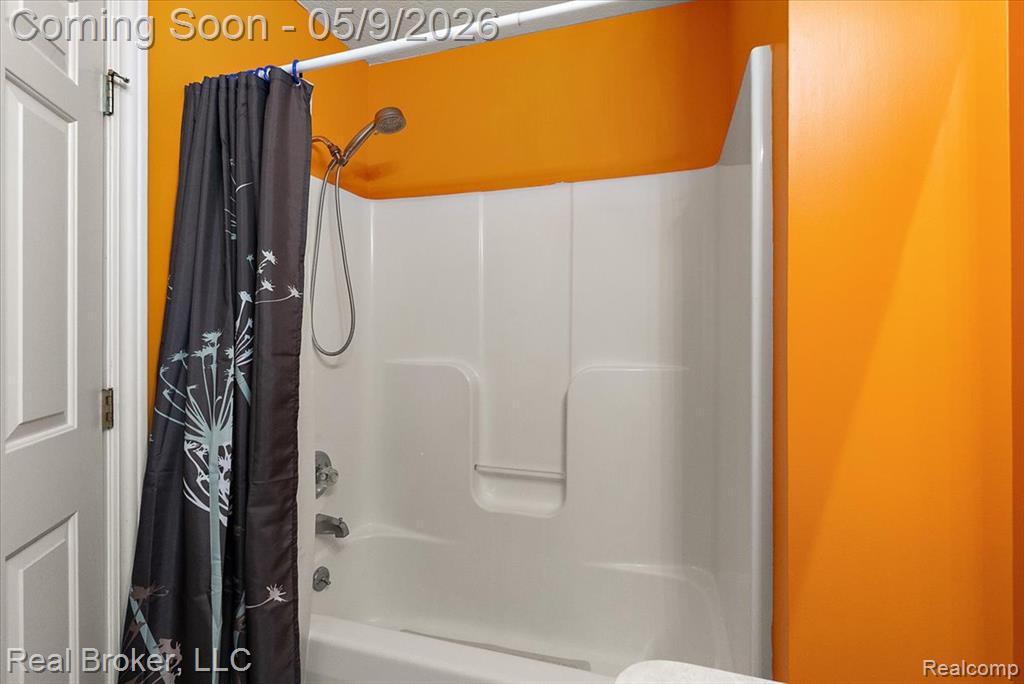 1111 Elk Run Howell, MI 48843 - Photo 35 of 60