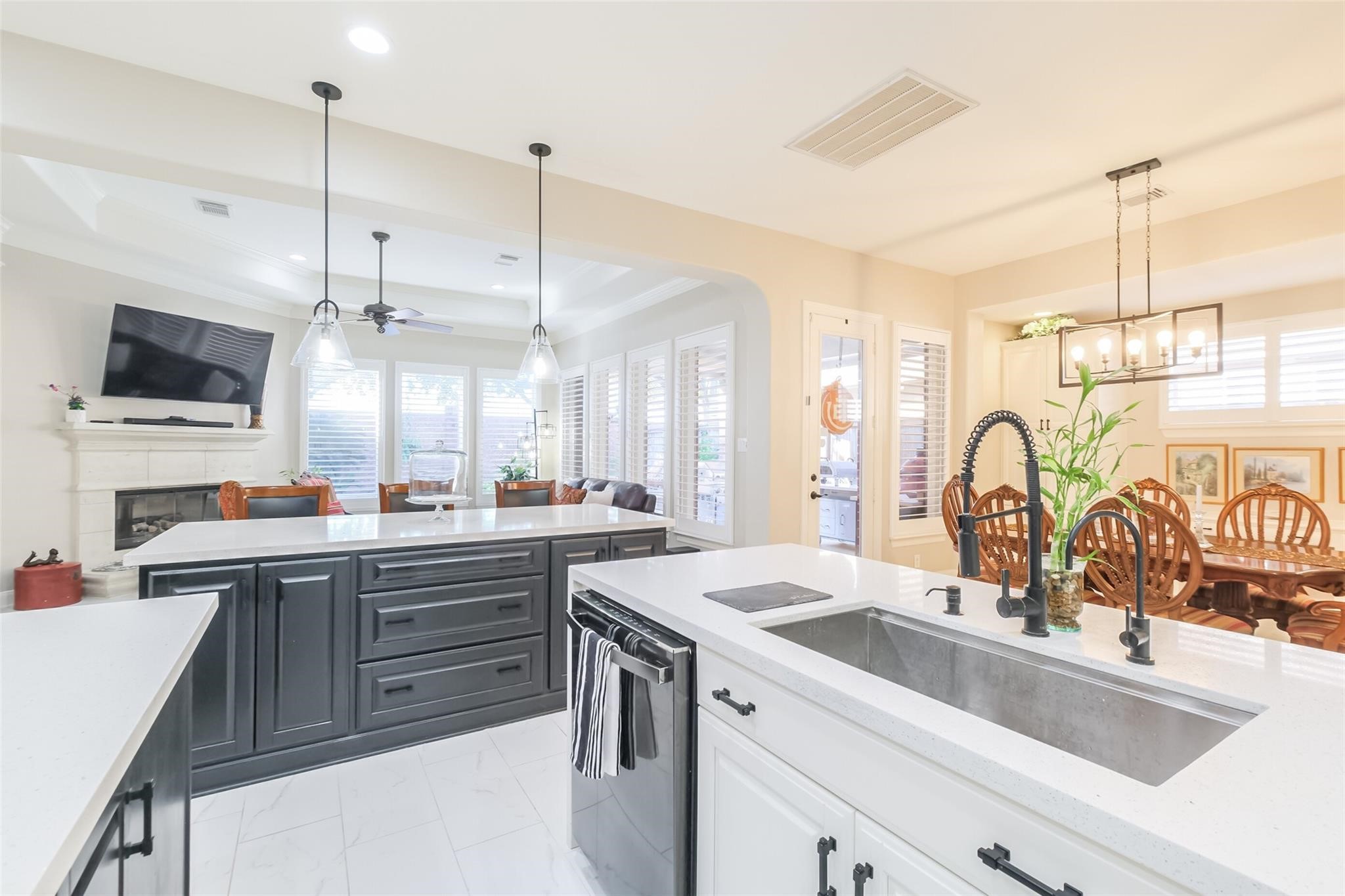 11413 Gallant Ridge Lane Houston, TX 77082 - Photo 26 of 50 Gallery Image 26
