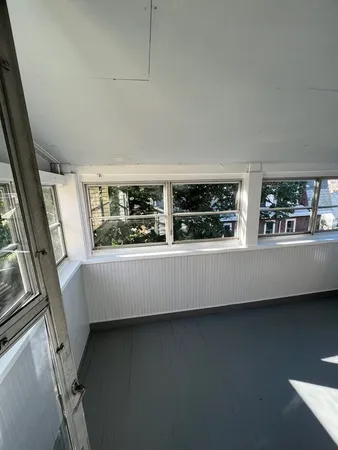 $2,800 | 26 Sycamore Street, Unit 2, Somerville, MA 02143