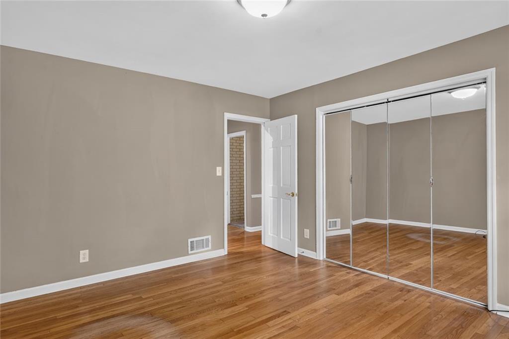 6858 Brandon Mill Road Northwest Sandy Springs, GA 30328 - Photo 12 of 25
