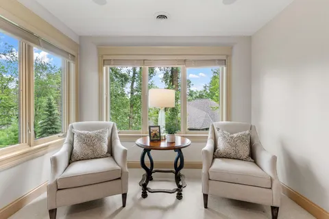 $1,995,000 | 710 Shadyview Lane North, Plymouth, MN 55447
