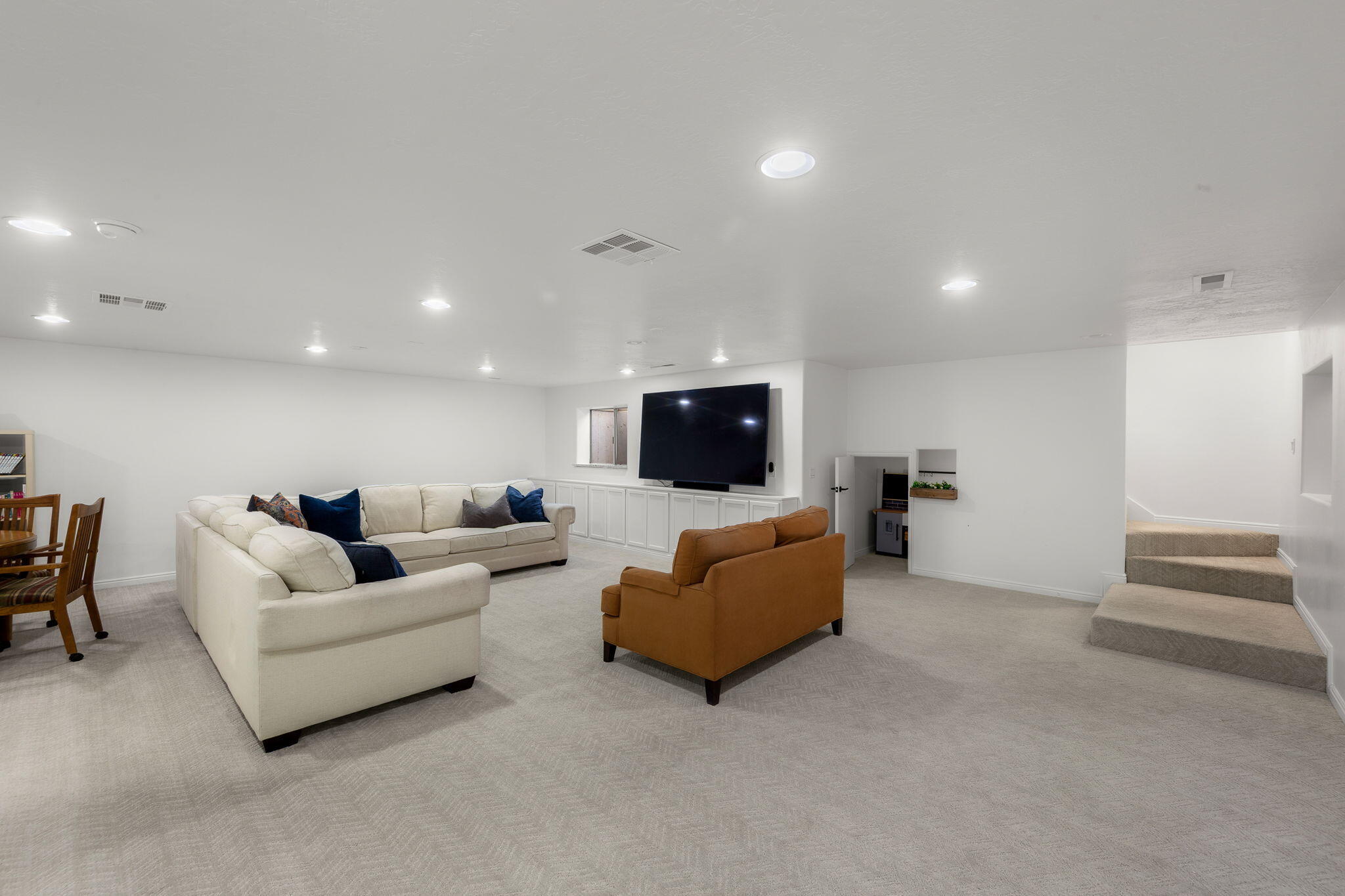 558 Del Mar Drive St. George, UT 84790 - Photo 31 of 74 basement family room
