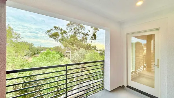 $5,500 | 4841 Canyon View, San Diego, CA 92117