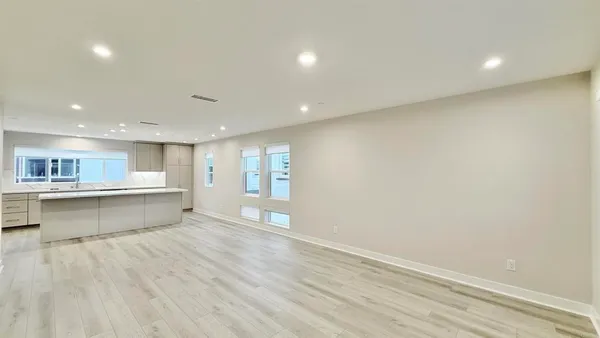 $5,500 | 4841 Canyon View, San Diego, CA 92117
