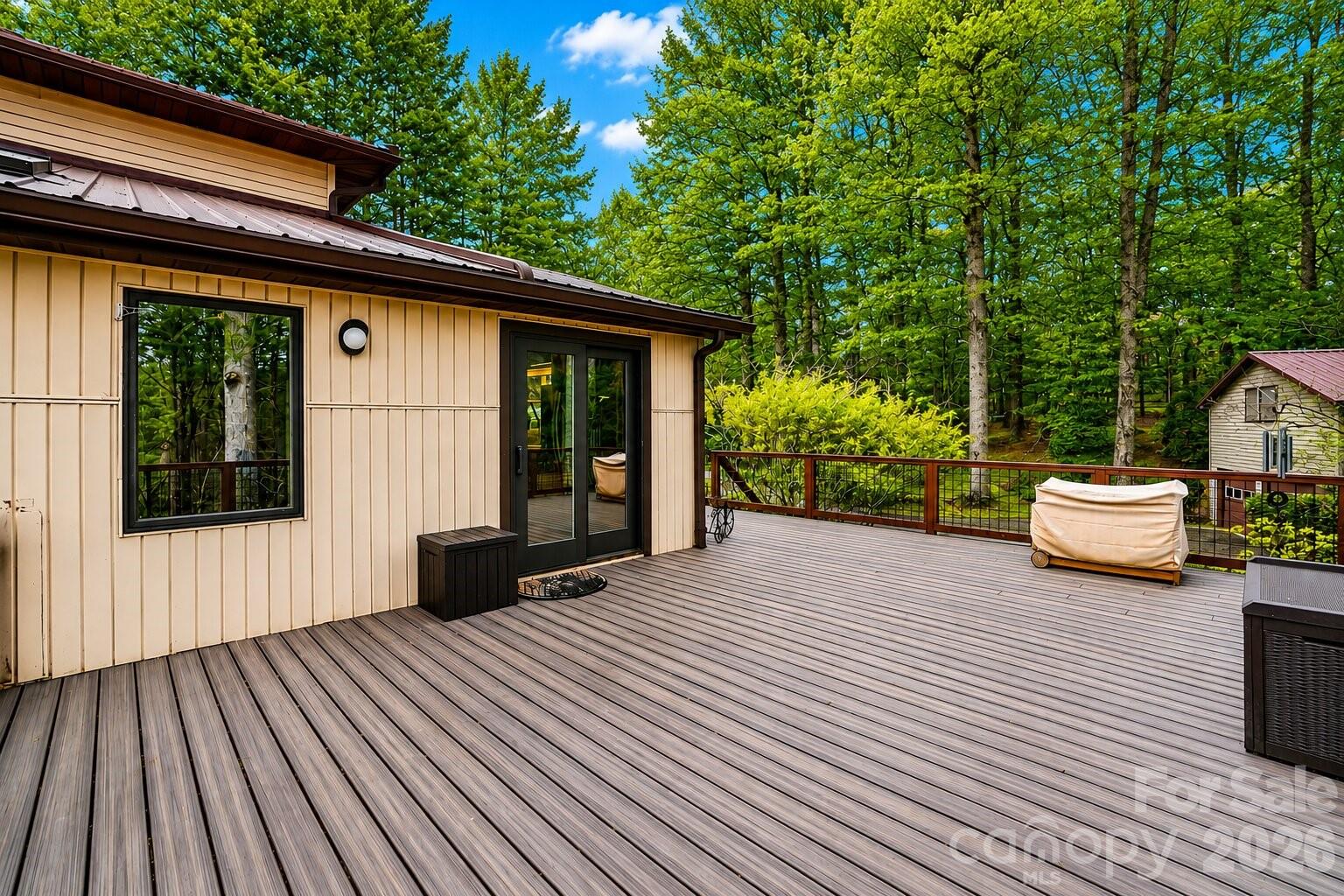 623 Owensby Road Hendersonville, NC 28792 - Photo 4 of 47