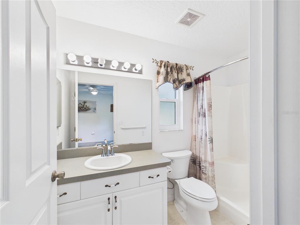 11236 North Rain Point Inglis, FL 34449 - Photo 4 of 67