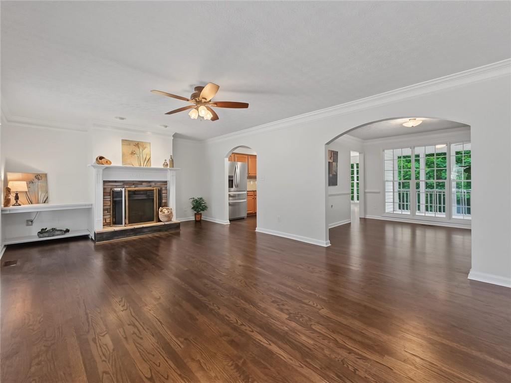 119 Oliver Overlook Dallas, GA 30132 - Photo 10 of 60