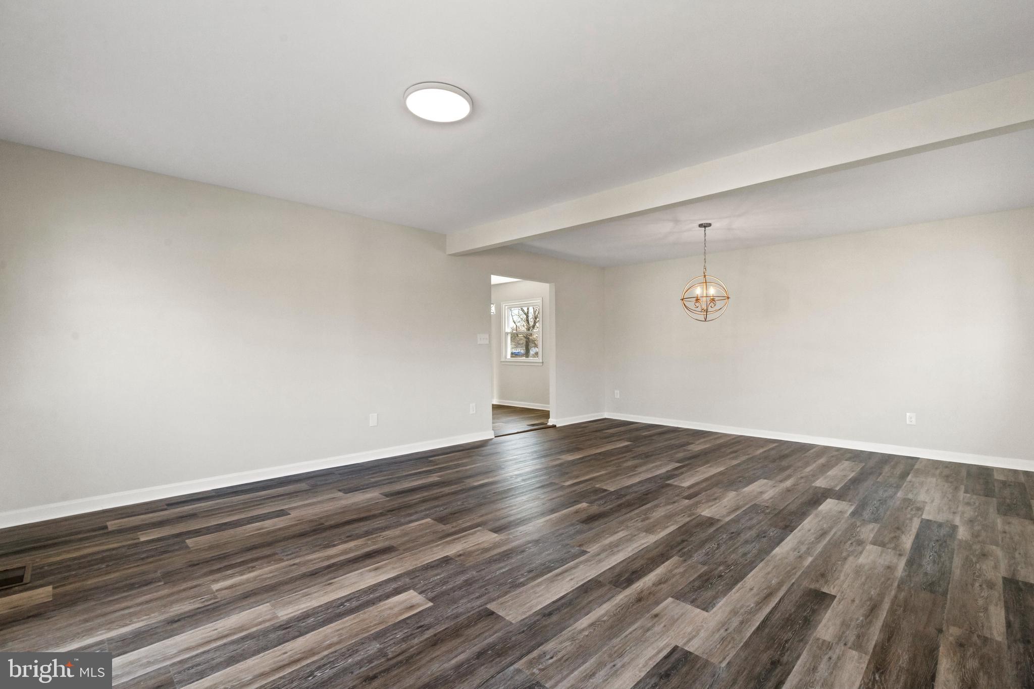 1015 South Hoga Road Sterling, VA 20164 - Photo 17 of 47 Great for casual entertainling