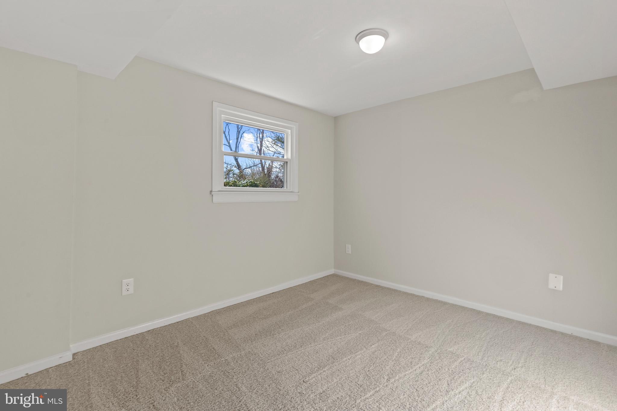 1015 South Hoga Road Sterling, VA 20164 - Photo 35 of 47 Bedroom #4