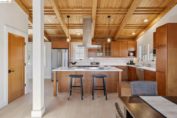 $1,995,000 | 4436 Howe Street, Oakland, CA 94611
