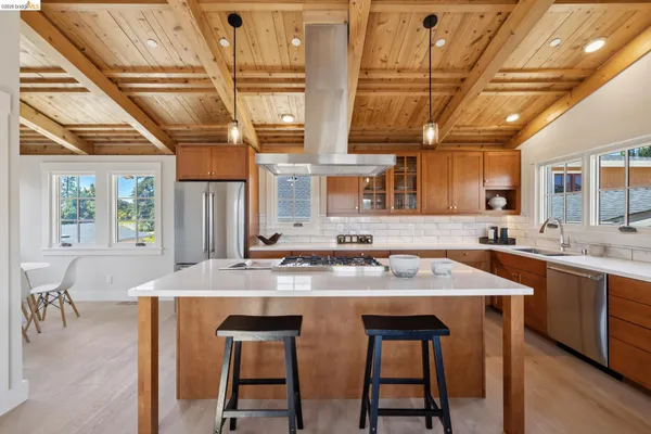 $1,995,000 | 4436 Howe Street, Oakland, CA 94611