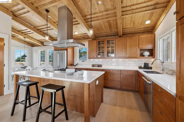 $1,995,000 | 4436 Howe Street, Oakland, CA 94611