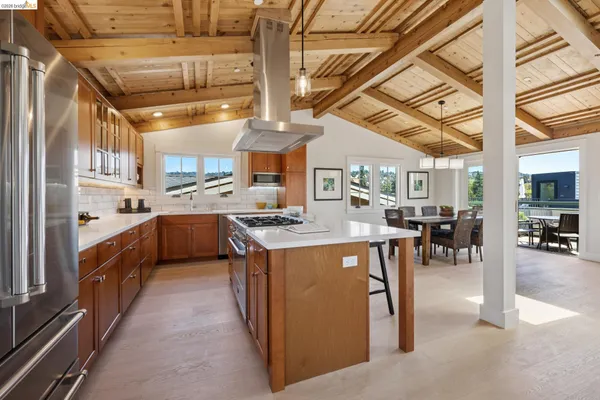 $1,995,000 | 4436 Howe Street, Oakland, CA 94611