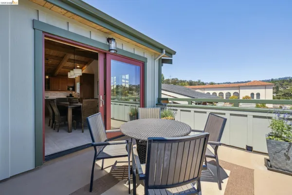 $1,995,000 | 4436 Howe Street, Oakland, CA 94611
