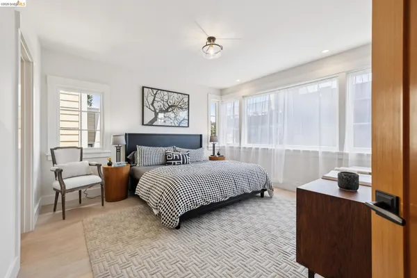 $1,995,000 | 4436 Howe Street, Oakland, CA 94611