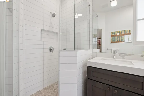 $1,995,000 | 4436 Howe Street, Oakland, CA 94611
