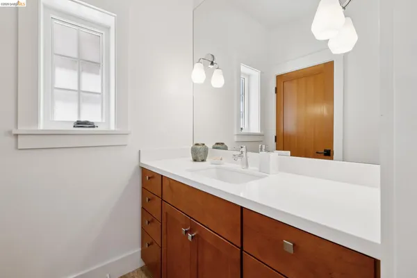$1,995,000 | 4436 Howe Street, Oakland, CA 94611
