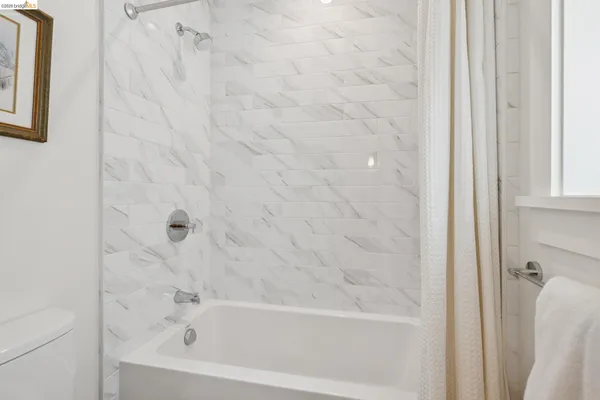 $1,995,000 | 4436 Howe Street, Oakland, CA 94611