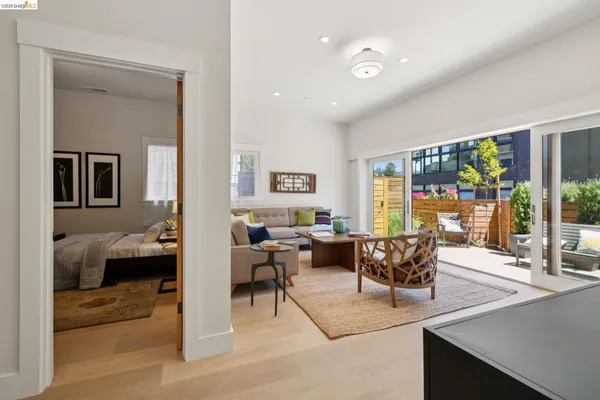 $1,995,000 | 4436 Howe Street, Oakland, CA 94611