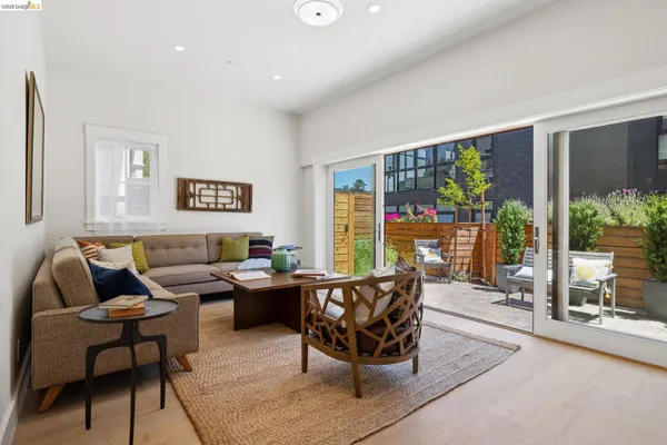 $1,995,000 | 4436 Howe Street, Oakland, CA 94611