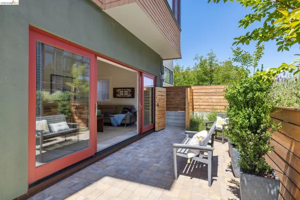 $1,995,000 | 4436 Howe Street, Oakland, CA 94611