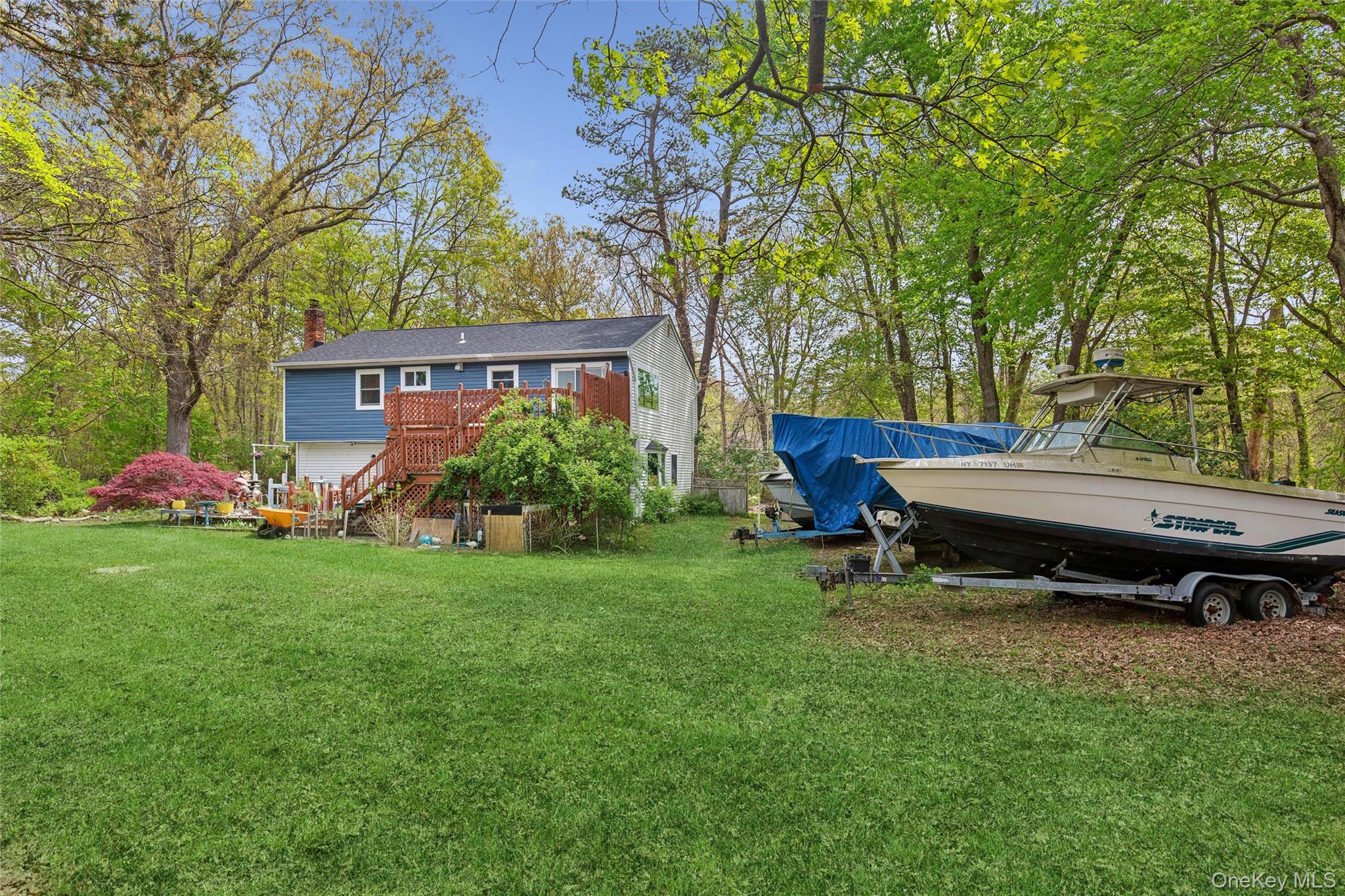 64 Giant Oak Road Ridge, NY 11961 - Photo 19 of 38