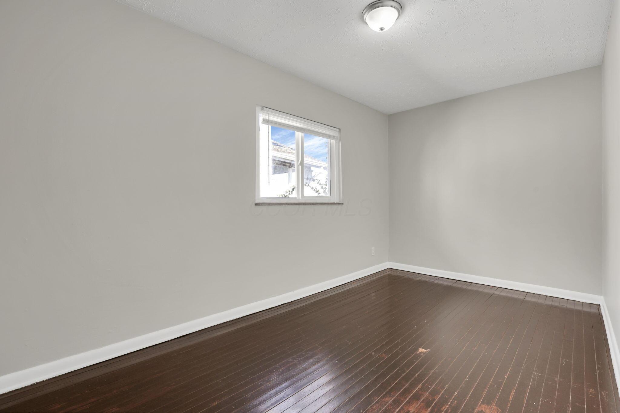 1865 Agler Road, Unit 1867 Columbus, OH 43224 - Photo 20 of 37 19-web-or-mls-G02A6118