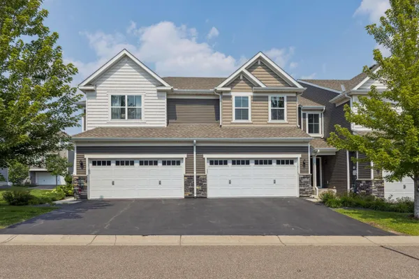 $445,000 | 11486 81st Place North, Maple Grove, MN 55369