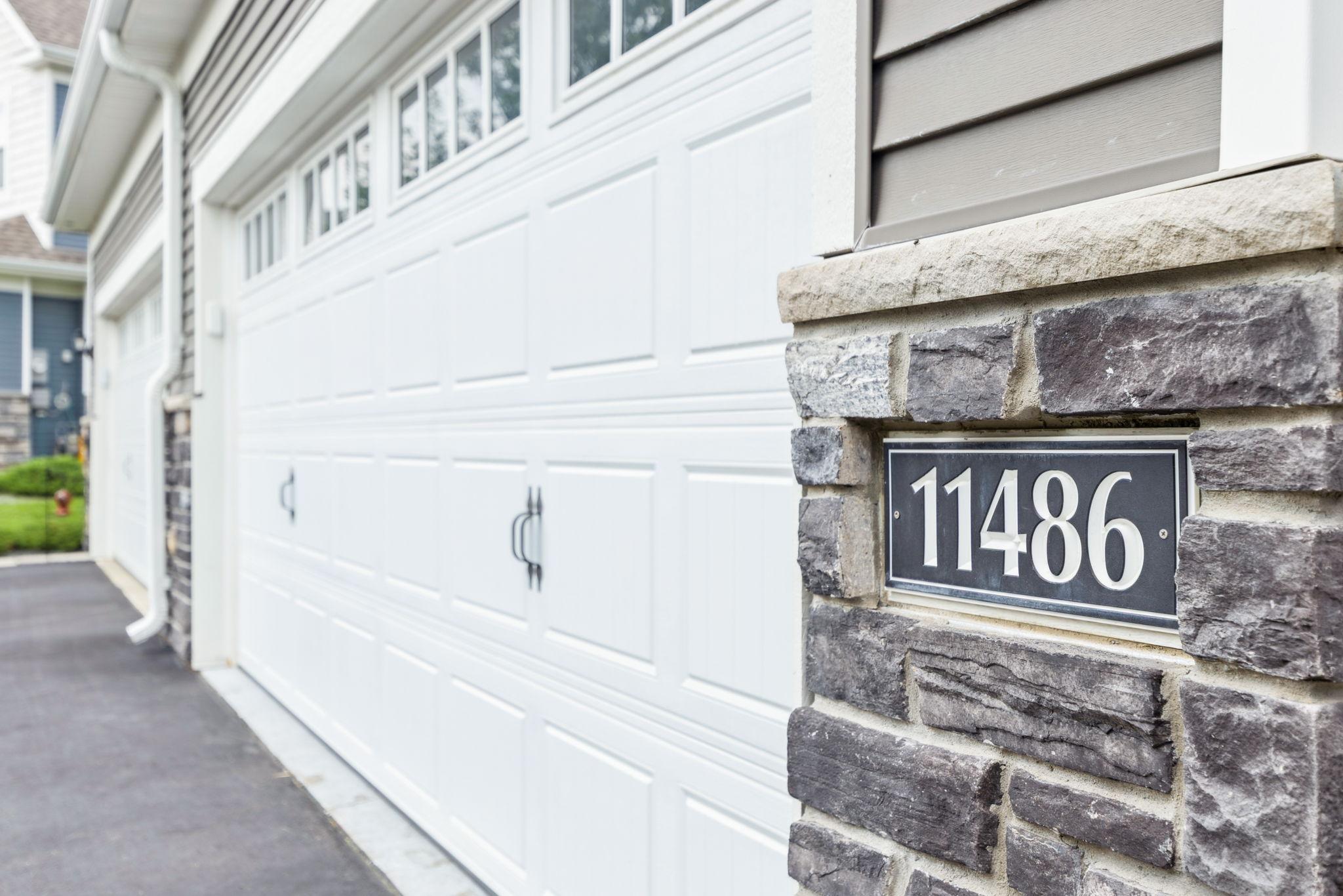 11486 81st Place North Maple Grove, MN 55369 - Photo 5 of 73