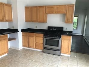 419 Diamond Hill Road Woonsocket, RI 02895 - Photo 2 of 7 3rd floor kitchen