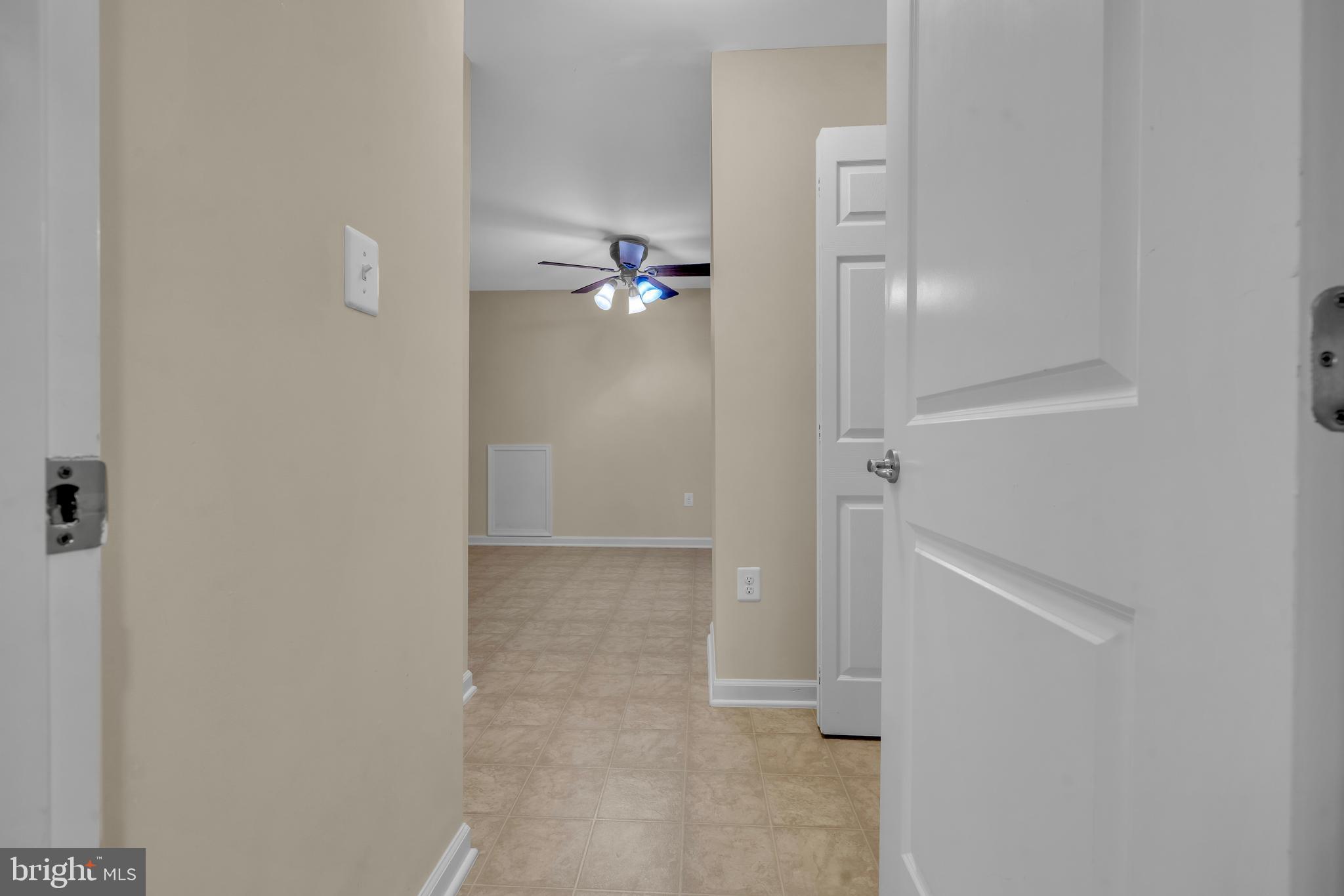 41663 McMonagle Square Aldie, VA 20105 - Photo 38 of 50 wooden floor in a gallery