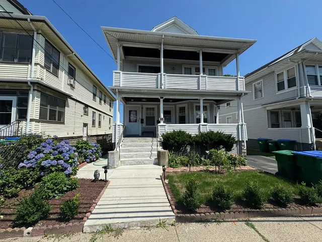 $2,700 | 151 Middlesex Avenue, Unit A, Medford, MA 02155