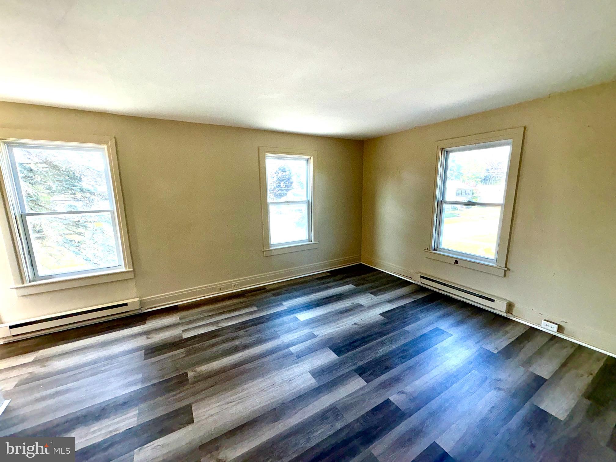 1403 East Derry Road, Unit 2 Hershey, PA 17033 - Photo 1 of 9